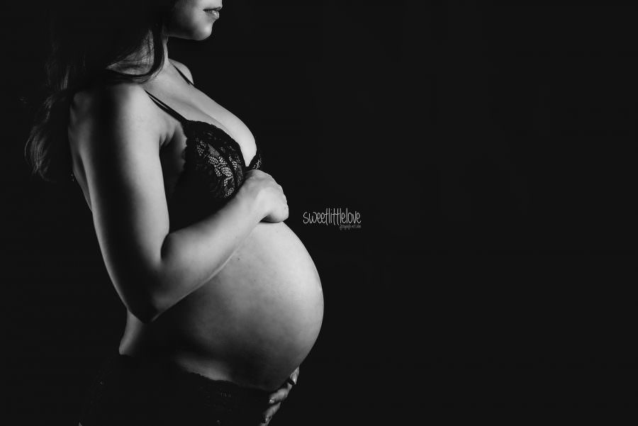 Becoming Mom - pregnancy pictures with eleganceBilder von Sweetlittlelove